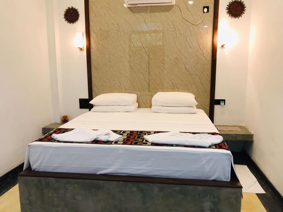 Ceagull Hotell Ahangama Exteriör bild