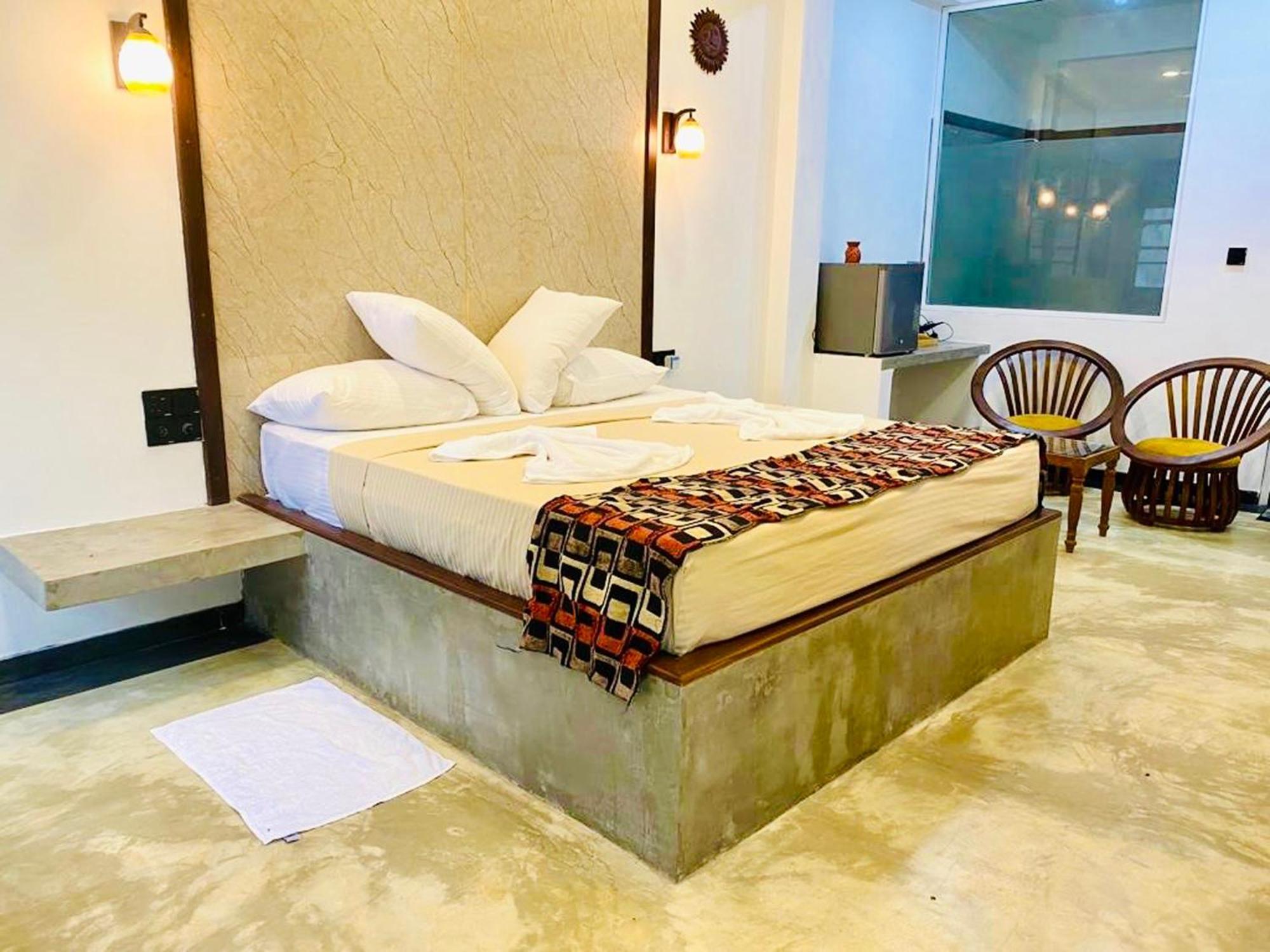 Ceagull Hotell Ahangama Exteriör bild
